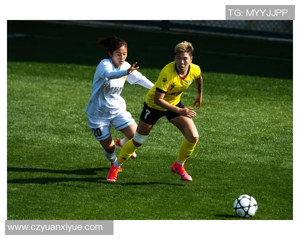 足球明星彩报的精彩内容揭秘包括球员动态赛事分析和独家专访等多方面信息